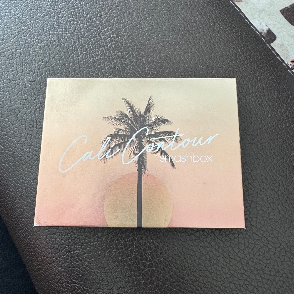 Smashbox - Cali Contour Palette - Used